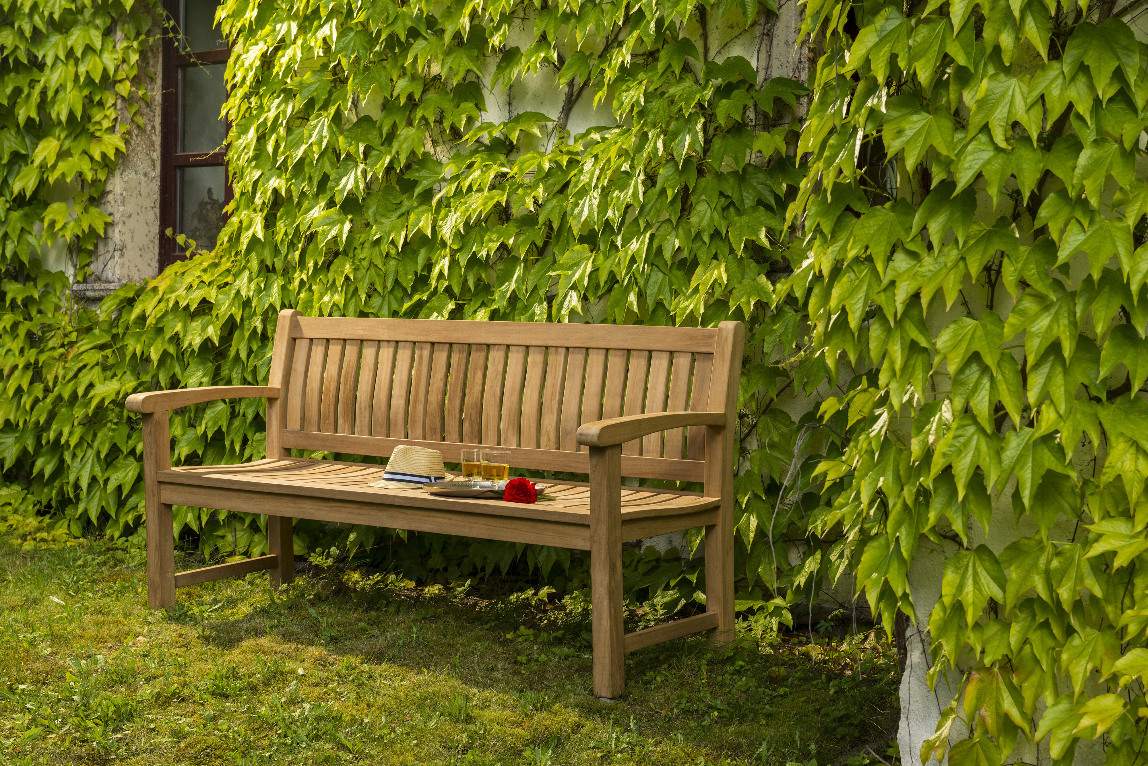 Diamond Garden Bank Java recycled Teak